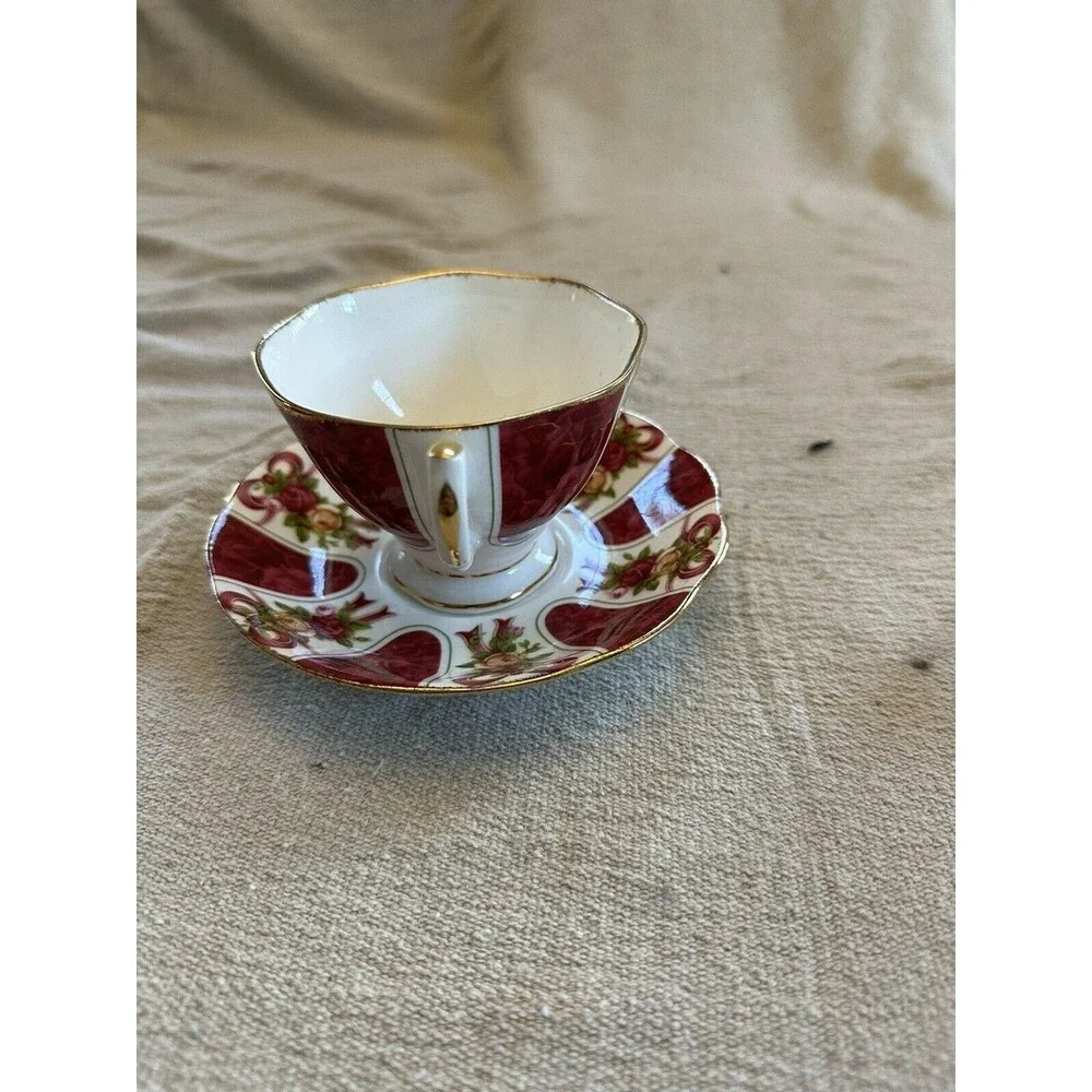 Royal Albert this vintage